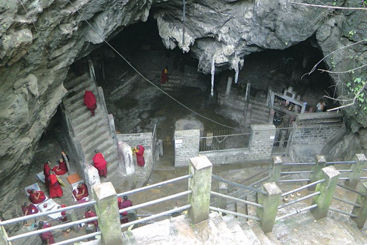 लैङ्गिक हिंसाविरुद्धको अभियान गाउँ गाउँ पुर्याउनु पर्छ : मन्त्री यादव