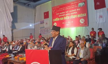 केपी ओली कमल थापासँग चुनावी तालमेल गर्दैछन्ः प्रचण्ड