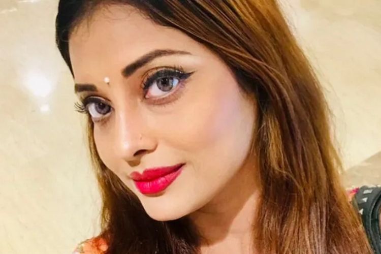 चर्चित अभिनेत्री पकेटमारको अभियोगमा पक्राउ 