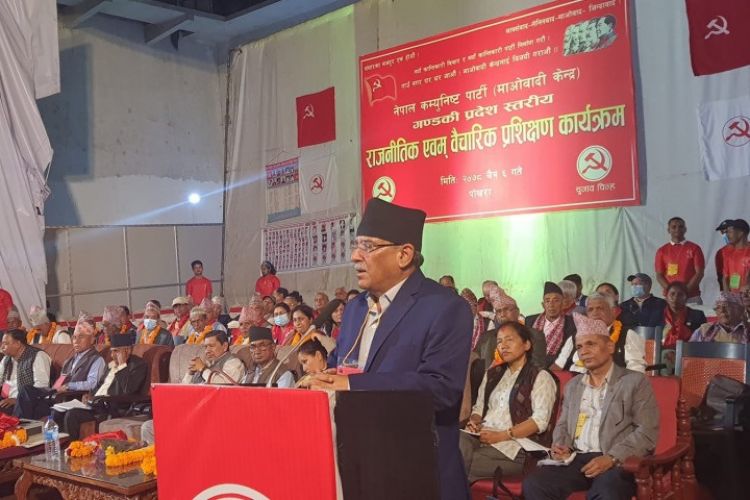 केपी ओली कमल थापासँग चुनावी तालमेल गर्दैछन्ः प्रचण्ड