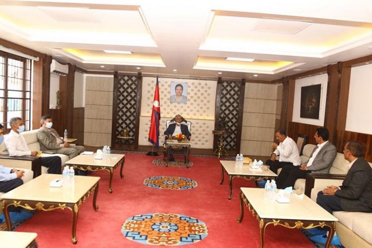 प्रधानमन्त्री देउवा र विप्लवबीच बालुवाटारमा वार्ता
