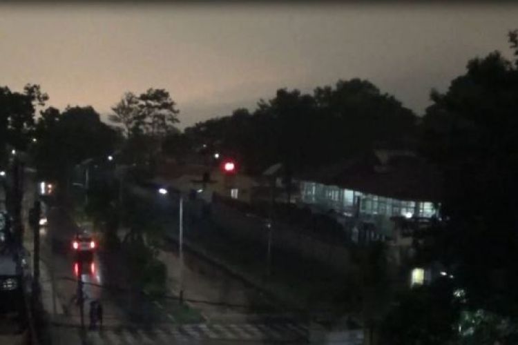 पोखरामा आज दिउँसै अन्धकार !