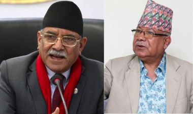 प्रचण्डको व्यवहारबाट माधव नेपाल असन्तुष्ट