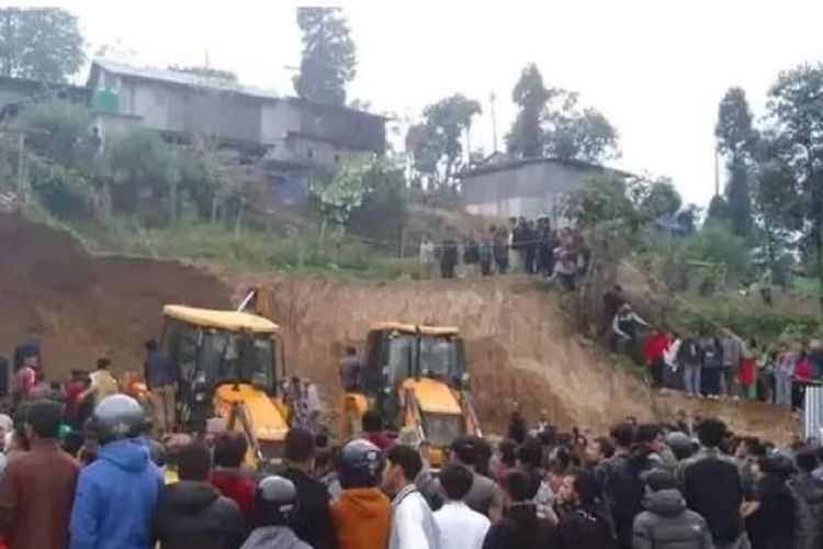  ढिस्कोले पुरिएर इलाममा चार जनाको ज्यान गयो