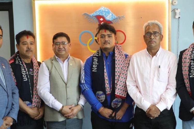आज भारोत्तोलन टोली दक्षिण कोरिया प्रस्थान गर्दै