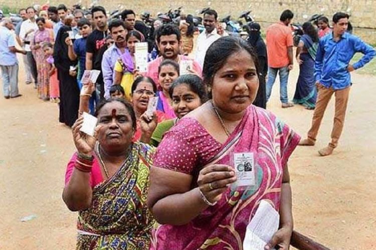 कर्नाटक निर्वाचनः बिजेपीलाई पछि पार्दै कांग्रेस अगाडी