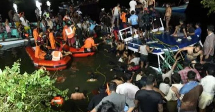 केरलाको मलप्पुरमा यात्रु बोकेको डुंगा पल्टियो, २० जनाको मृत्यु