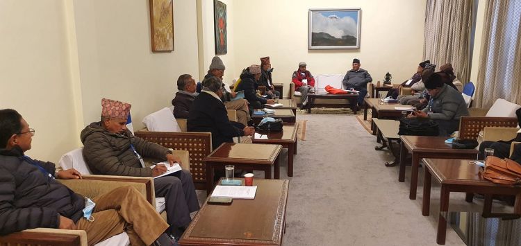 माओवादी केन्द्रको बैठकः प्रधानमन्त्रीको भारत भ्रमण र बजेटबारे छलफल