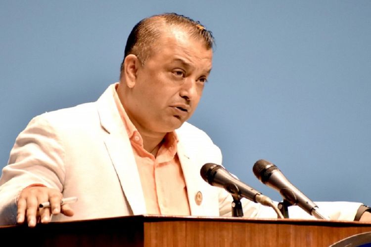  सभापति देउवालाई महामन्त्री थापाको प्रश्न – नेतृत्व छाड्न तयार हो ?