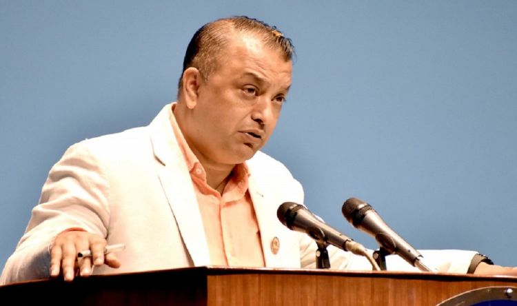  सभापति देउवालाई महामन्त्री थापाको प्रश्न – नेतृत्व छाड्न तयार हो ?