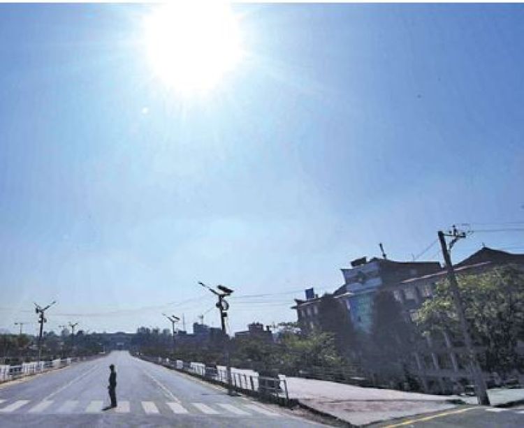 आजको मौसम : पश्चिम तराईमा अत्याधिक गर्मी हुने, चार प्रदेशमा वर्षाको सम्भावना