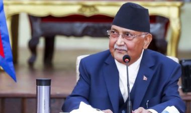 बाढी पहिरो र डुबान पीडितको उद्धार गर्न  तयारी अवस्थामा रहनूः अध्यक्ष ओली
