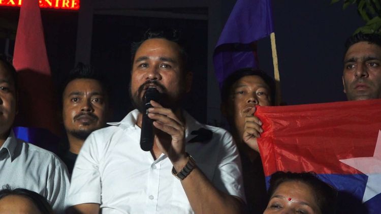 मंहगीविरुद्ध एमाले निकट युवा संघको मसाल जुलुस