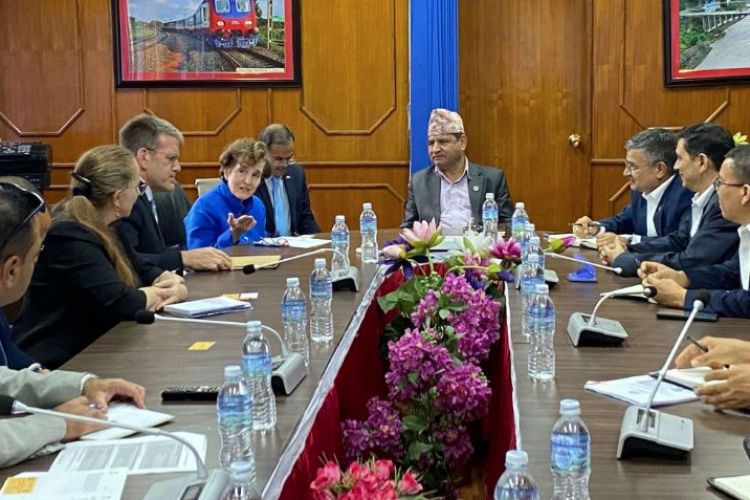 मन्त्री ज्वालासंग एमसीसी टोलीको भेटवार्ता, ‘कार्यान्वयनमा कुनै शंका गर्नुपर्दैन’
