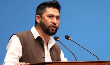 सामाजिक सञ्जाल टिकटक बन्द होइन नियमन गर्नुपर्छ : सभापति लामिछाने