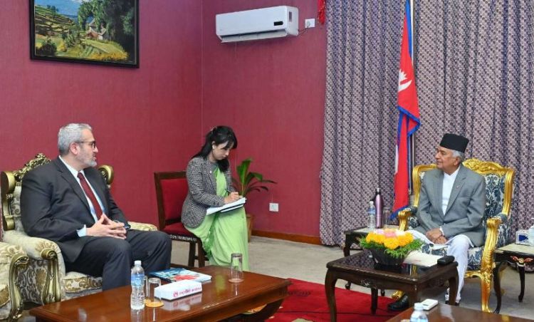 राष्ट्रपति पौडेल र  विश्व बैंकका देशीय निर्देशक जर्भोसबीच भेटवार्ता 