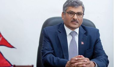 अर्थतन्त्रमा क्रमशः सुधार हुँदै गएको छ : गर्भनर अधिकारी