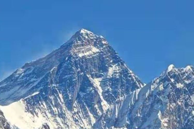 अव सगरमाथ चढनेले अनिवार्य रूपमा ‘ट्रयाकिङ चिप्स’ लगाउनु पर्ने