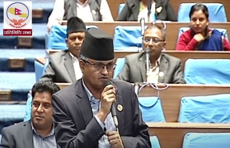 संसदमा प्रधानमन्त्री हराएको चर्चा, खोजी गर्न उच्च स्तरीय समिति बनाउनु पर्ने भन्दै व्यङ्ग्य