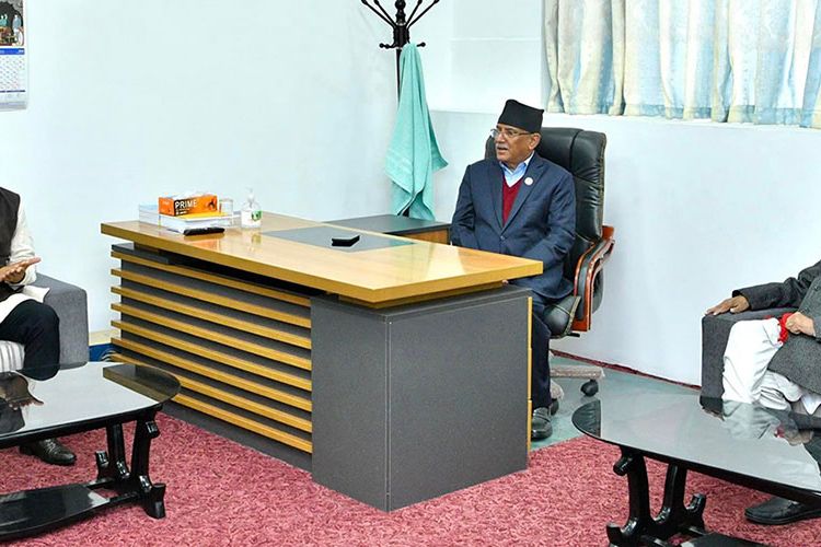 संसदको अवरोध हटाउन सत्ता गठबन्धनका शिर्ष नेताहरु छलफलमा