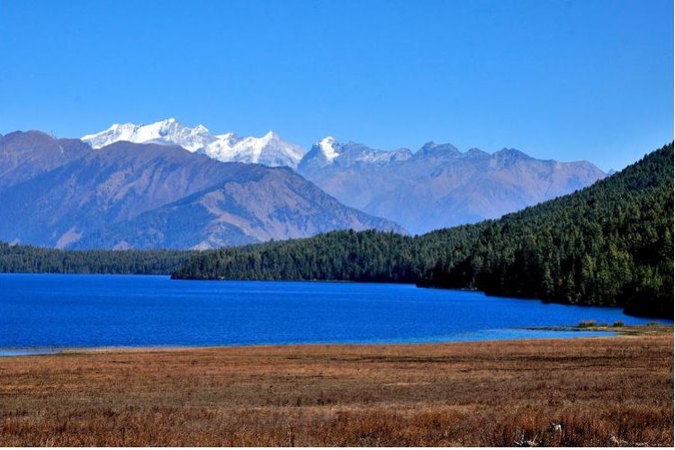 रारा ताल घुम्न १० महिनामा १० हजार बढी पर्यटक पुगे