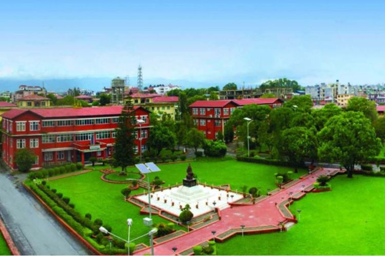 सात दिनभित्र गैरहाजिर १९ कर्मचारीलाई कार्यालयमा उपस्थित हुन प्रहरी प्रधान कार्यालयको निर्देशन  