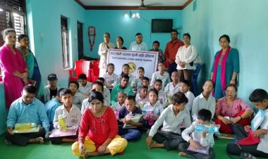 छत्रलक्ष्मी–रुद्रलाल स्मृति प्रतिष्ठानः  अपाङ्गता भएका विद्यार्थीलाई शैक्षिक सामग्री वितरण