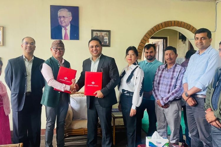प्रभु बैंक लि.र हिमाल हस्पिटबीच विशेष छुट सम्झौता