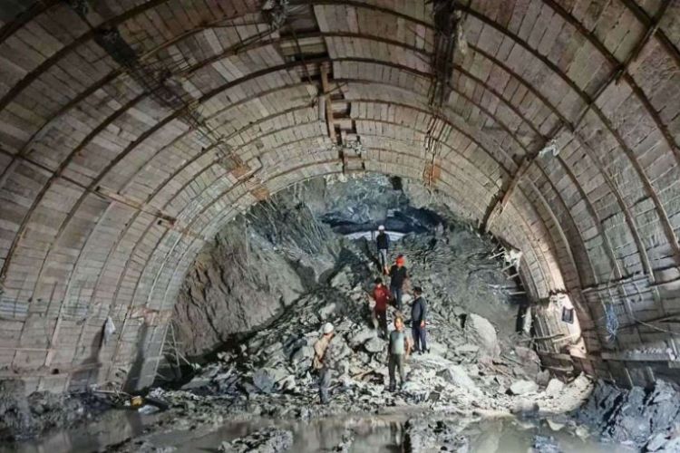 प्रधानमन्त्रीले आज अरुण तेस्रो मुख्य सुरुङको ‘ब्रेक थ्रु’ गर्दै 