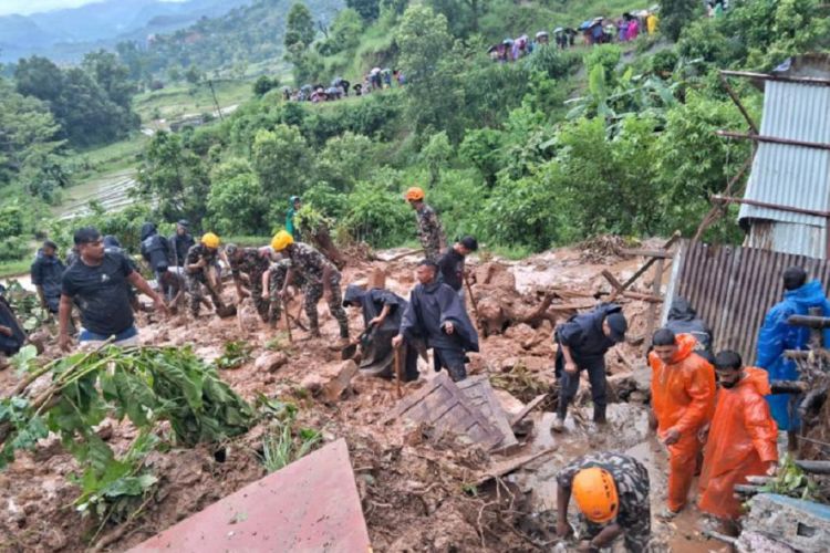 तनहुँमा पहिरोमा बेपत्ता तिनै जनाको शव फेला
