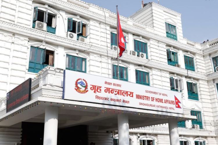 गृहमन्त्रालयले रात्रिकाली बस सञ्चालनमा रोक लगाउने 
