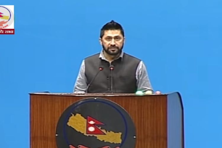 अनुसन्धानको सुई घरको ढोकामा पुगेपछि संविधानको याद आयो ? –रवि लामिछाने