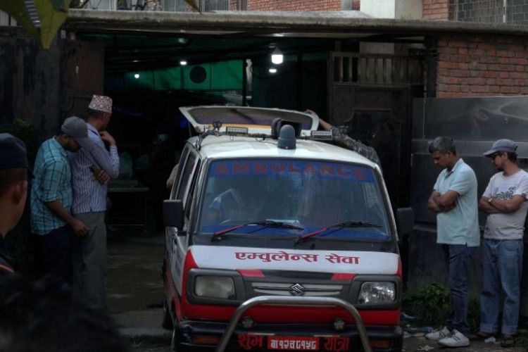 सौर्य एयरलाइन्स दुर्घटनाः पाँच जनाको शव आफन्तहरुलाई जिम्मा लगाइयो