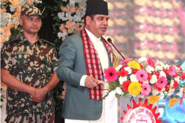  सरकार र निजी क्षेत्र मिलेर अघि बढ्छ : उद्योगमन्त्री भण्डारी