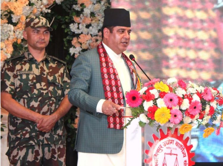  सरकार र निजी क्षेत्र मिलेर अघि बढ्छ : उद्योगमन्त्री भण्डारी