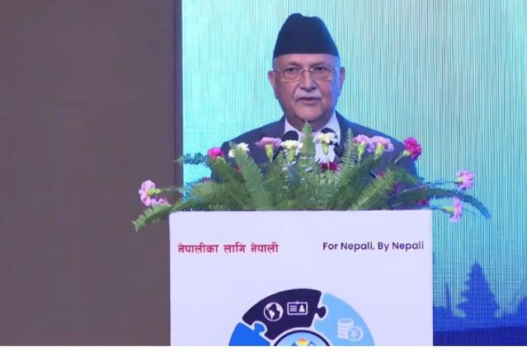 प्रचण्डलाई प्रधानमन्त्री ओलीको जवाफः ‘हतियार नचलाए पनि विसाउने तरिका सिकाउछौं’ 
