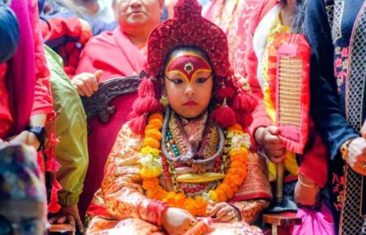 जीवित देवी कुमारीलाई पचली भैरवको दर्शन गराइयो