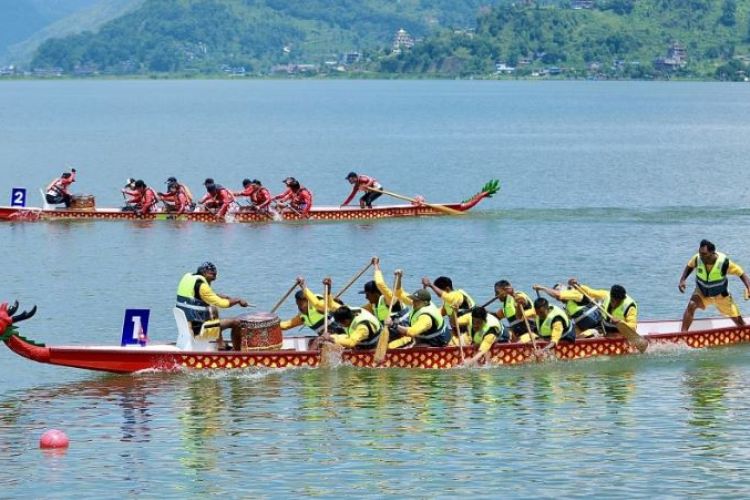 आजदेखि पोखरामा शुरु भयो ड्रागन डुंगा दौड प्रतियोगिता 