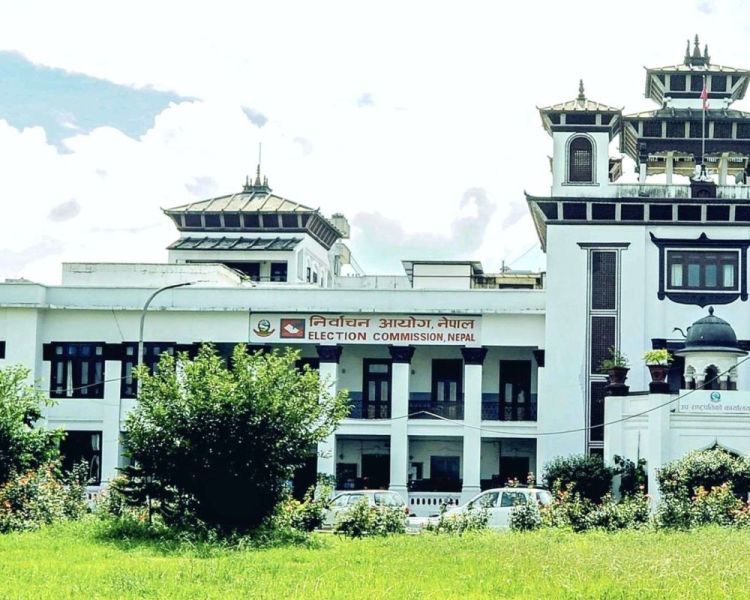 निर्वाचनका लागि कानुन संशोधन र स्रोत सुनिश्चित गर्न आयोगको आग्रह