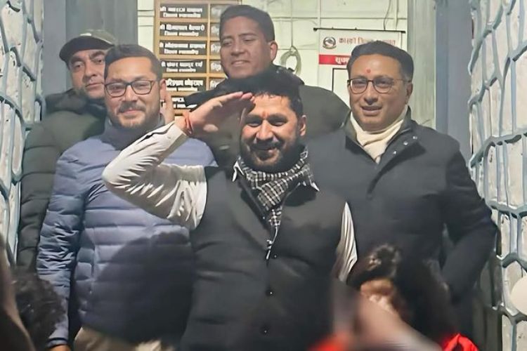 सहकारी ठगी प्रकरणः रवि लामिछाने आज पनि काठमाडौं अदालतमा उपस्थित हुँदै