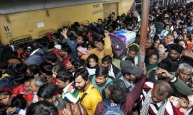रेलवे स्टेसनमा भागदौड हुँदा मृत्यु हुनेको सङ्ख्या १८ पुग्यो