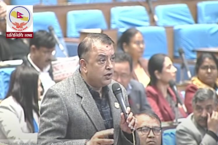  भूकम्प पुननिर्माण र बाढीपीडितको पुनर्वासका लागि स्रोत कसरी जुट्दैछ ? – गगन थापा