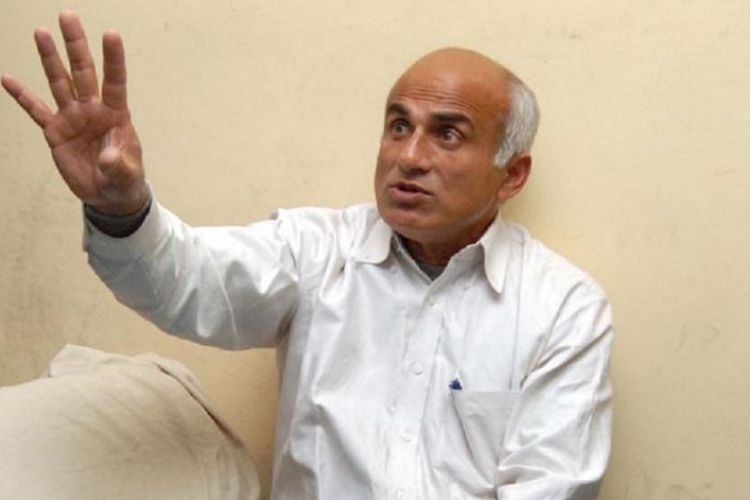  डोनाल्ड ट्रम्पको कदमको विरोधमा अमेरिकी दूतावासमा प्रदर्शन गर्दै गोविन्द केसी 