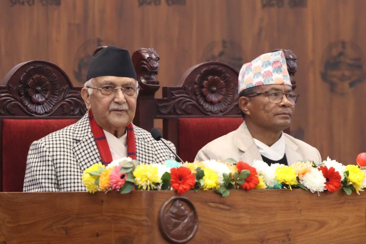 लुम्बिनी प्रदेश सभामा प्रधानमन्त्री ओली विशेष सम्बोधनः ‘अर्काले आएर देश बनाइदिँदैन, हामीले नै बनाउनुपर्छ’ 