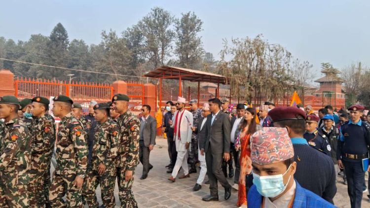  पर्यटन मन्त्री पाण्डेको नेतृत्वमा पशुपतिमा प्रभातफेरी, दर्शनलाई सहज बनाउन निर्देशन 