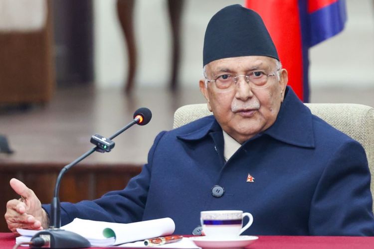 ओलीले भने – राष्ट्रपति ‘रबरस्ट्याम्प’ बन्नुभयो, बडो जुक्तिका साथ लोकतन्त्र सिध्याउने काम हुँदैछ