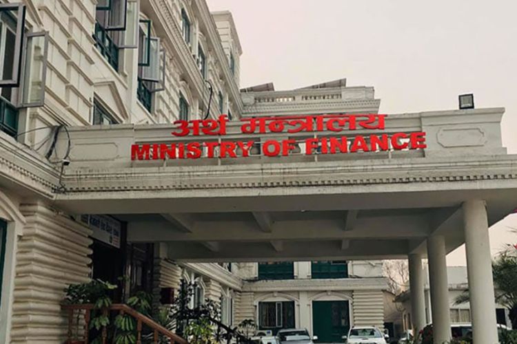 स्वास्थ्य बीमासहितका कार्यक्रमका लागि करिव ४ अर्ब निकासा