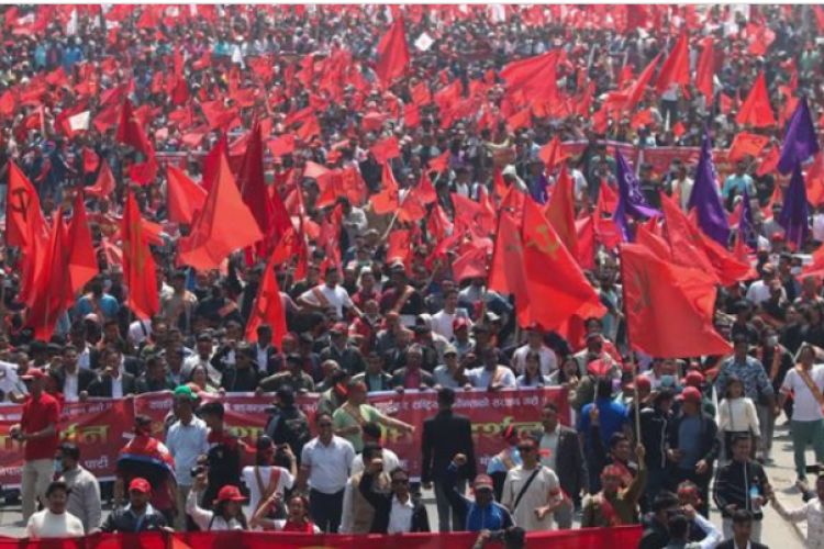 भृकुटीमण्डप पुग्नुअघि समाजवादी मोर्चाले निकाल्यो झाँकीसहित जुलुस