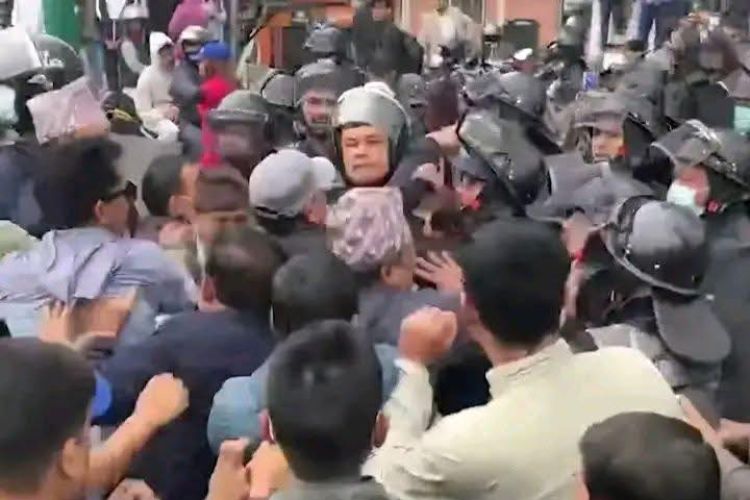 कक्षा १२ को परीक्षामा संलग्न नहुन शिक्षक महासंघले गर्‍यो आग्रह