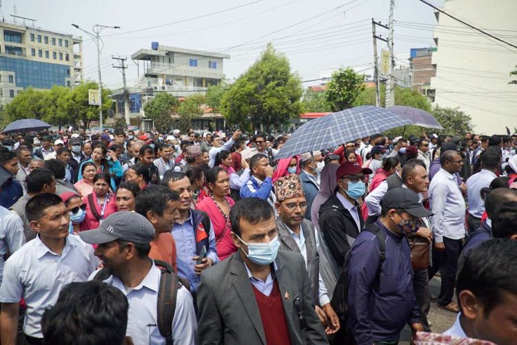 आन्दोलनरत शिक्षकलाइ शिक्षा मन्त्रालयले बोलायो वार्तामा